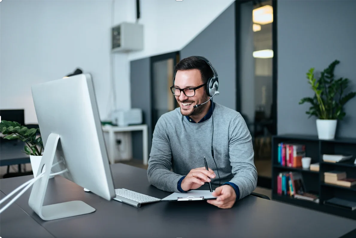 Recruitment marketing and hiring ads